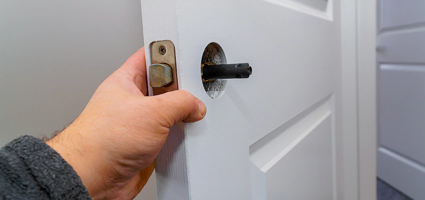 Nighttime Locksmith For Lock Repair in Phelan, CA